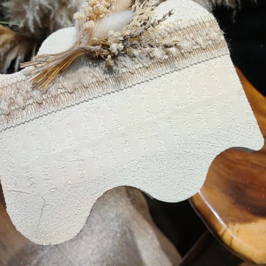 Macskaszem felragasztható köröm, tejesfehér, közepes ovális, puha gél stílus