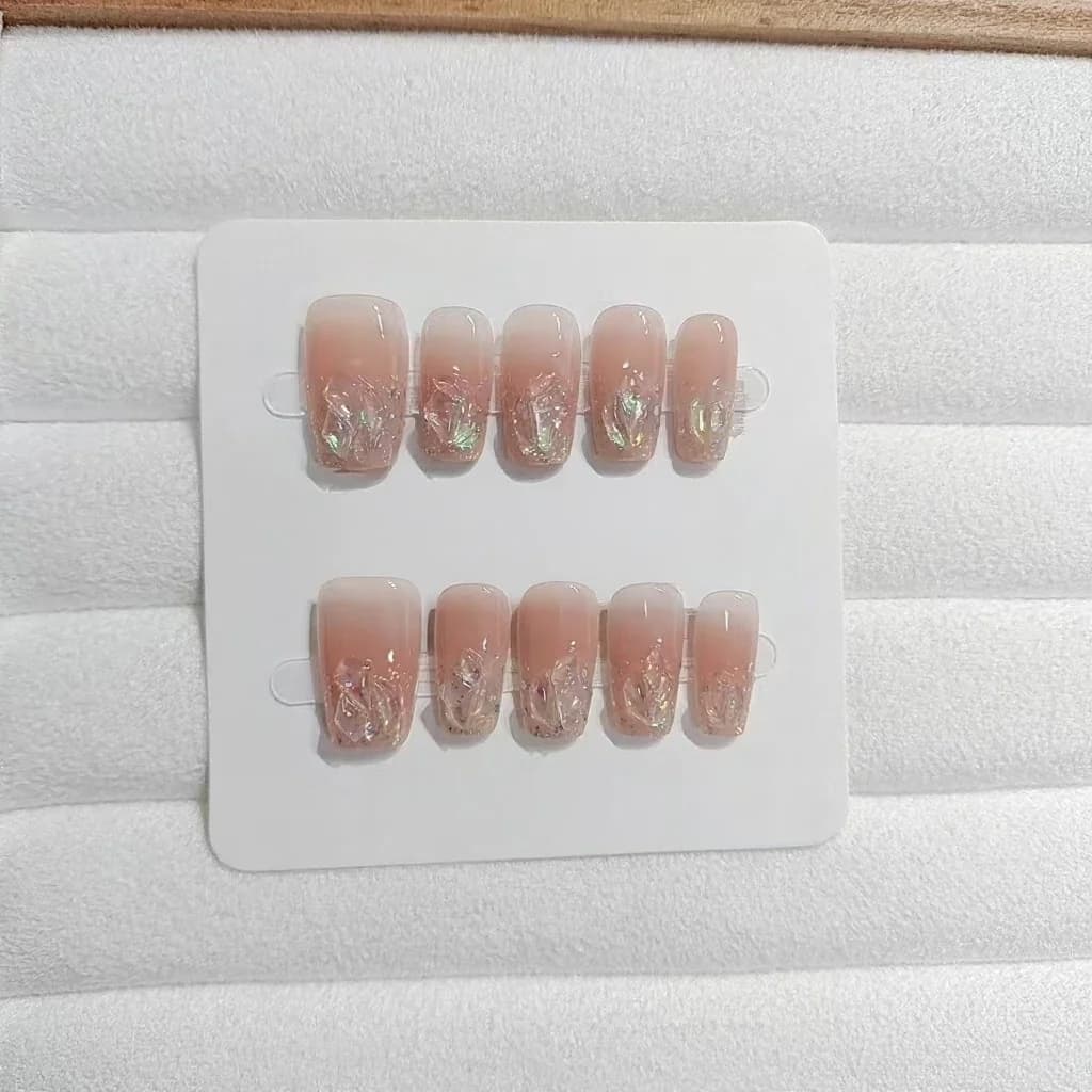 Felragasztható műköröm rövid közepes koporsó forma csillám strassz blush pink szett